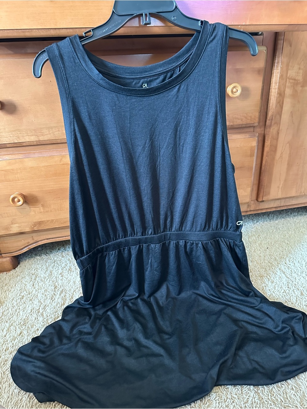 NWT GAP ACTIVE TECH DRESS BLACK